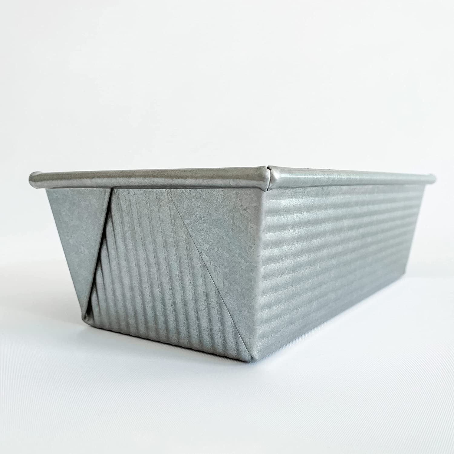 1145LF Bakeware Aluminized Steel 1.25 Lb Loaf Pan, Medium, Silver