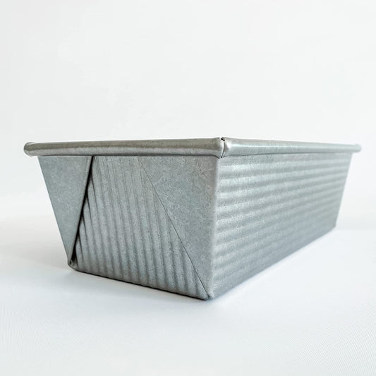 1145LF Bakeware Aluminized Steel 1.25 Lb Loaf Pan, Medium, Silver